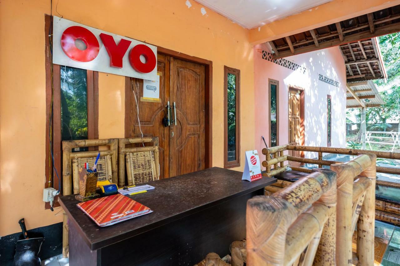 Oyo 1259 Kuta Garden Homestay Exterior photo