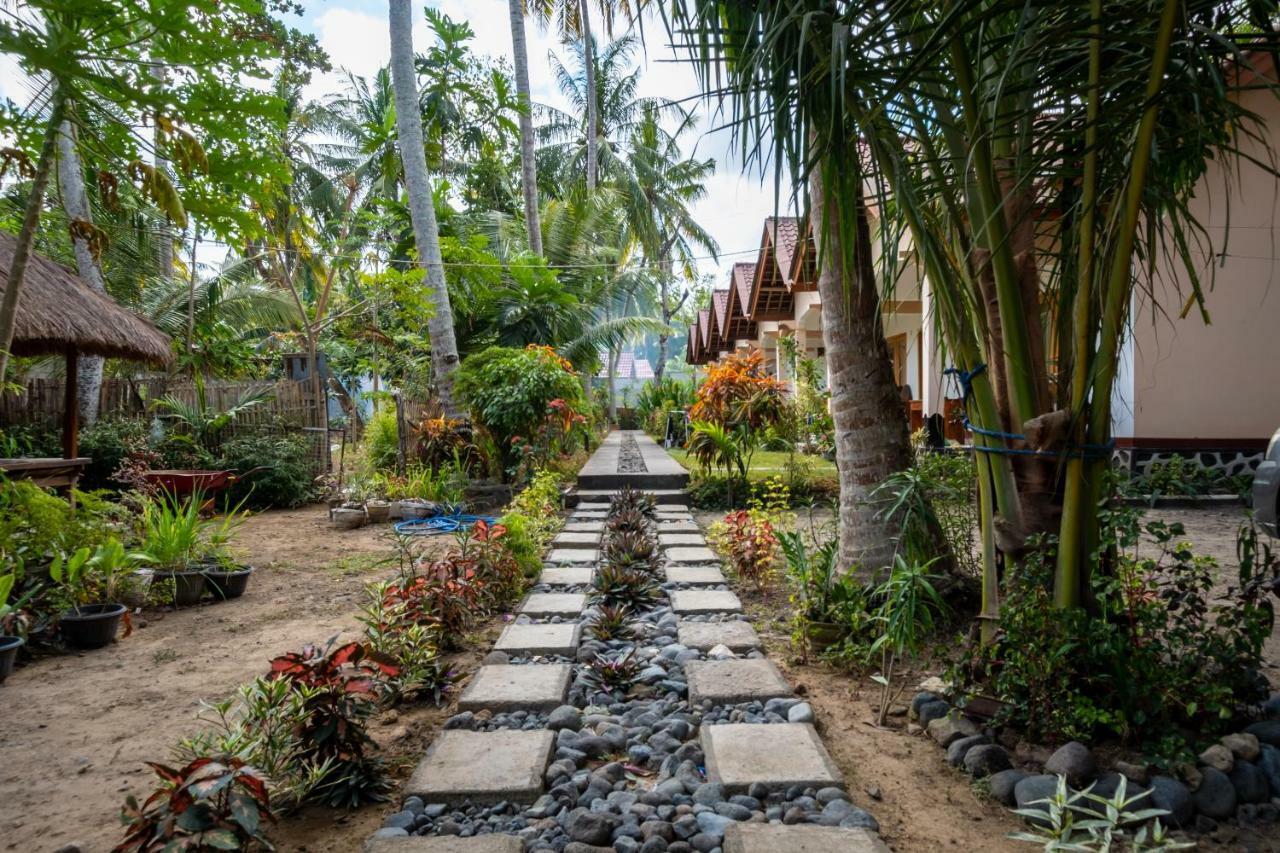 Oyo 1259 Kuta Garden Homestay Exterior photo
