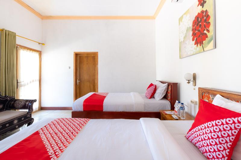 Oyo 1259 Kuta Garden Homestay Exterior photo